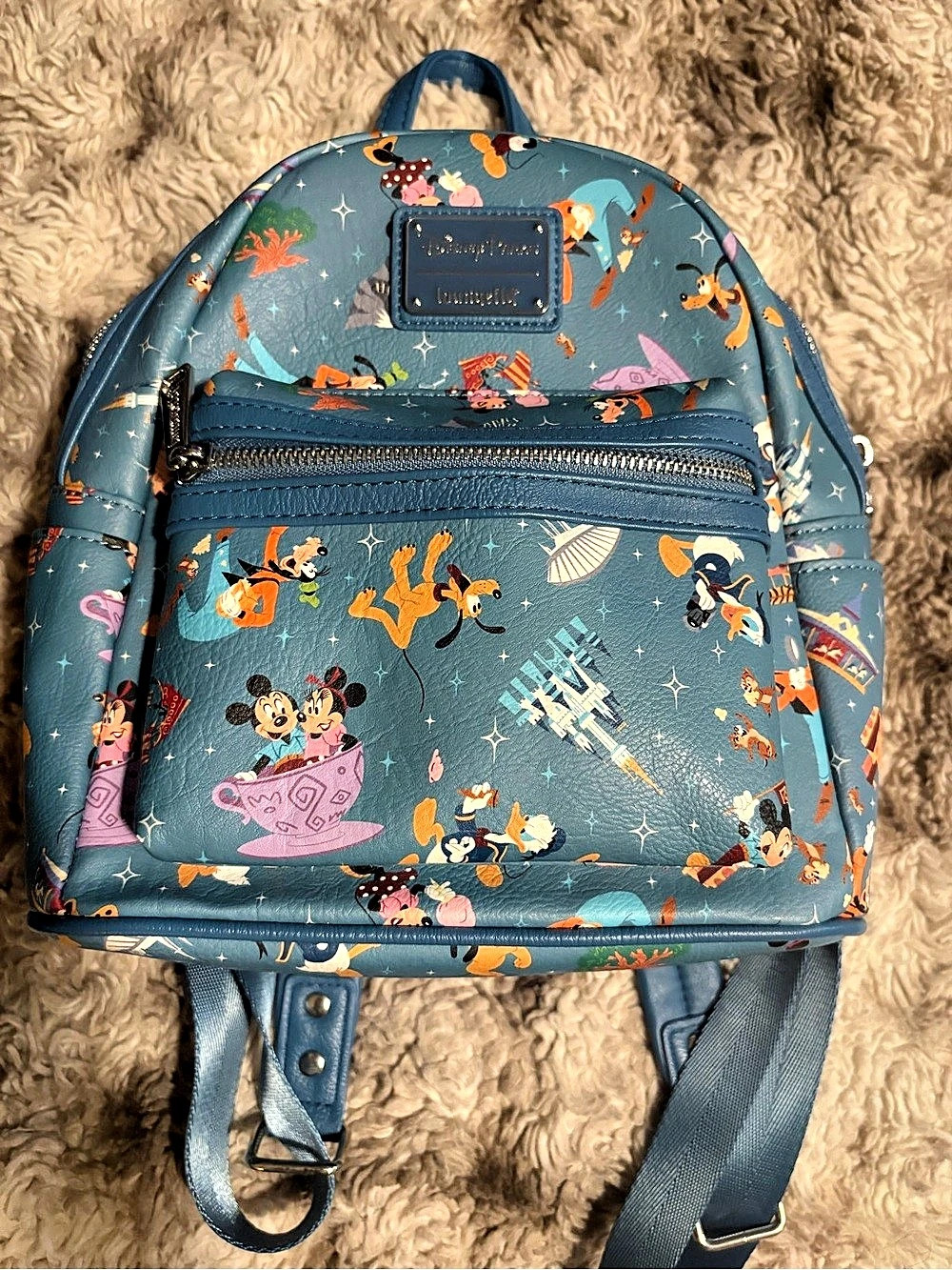 Lounge fly Disney Parks Character Print Backpack Blue